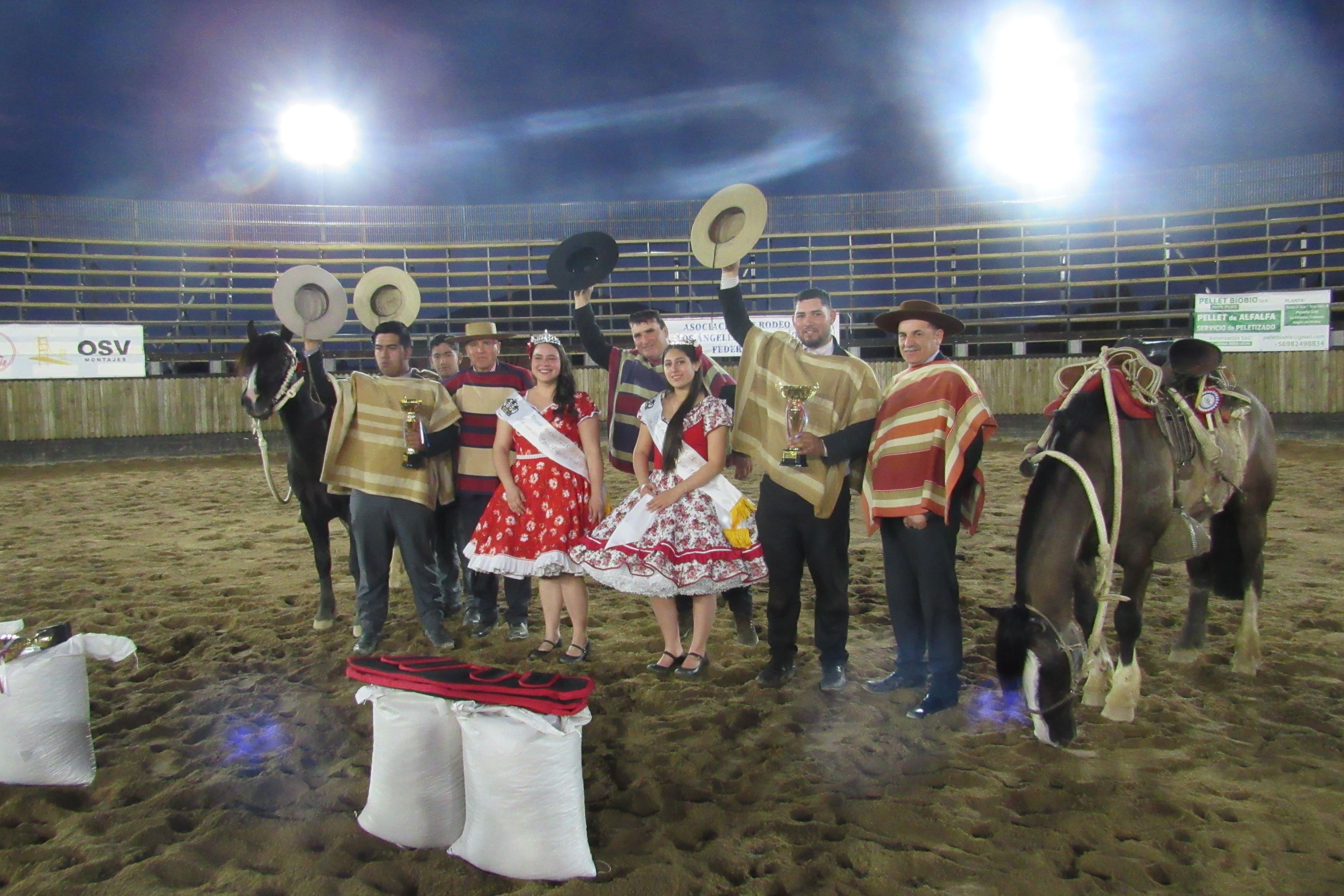 Fotografía 12 del álbum de Los Ángeles del Biobío vivió un gran fin de semana corralero en la Medialuna del Criadero Santa Ana
