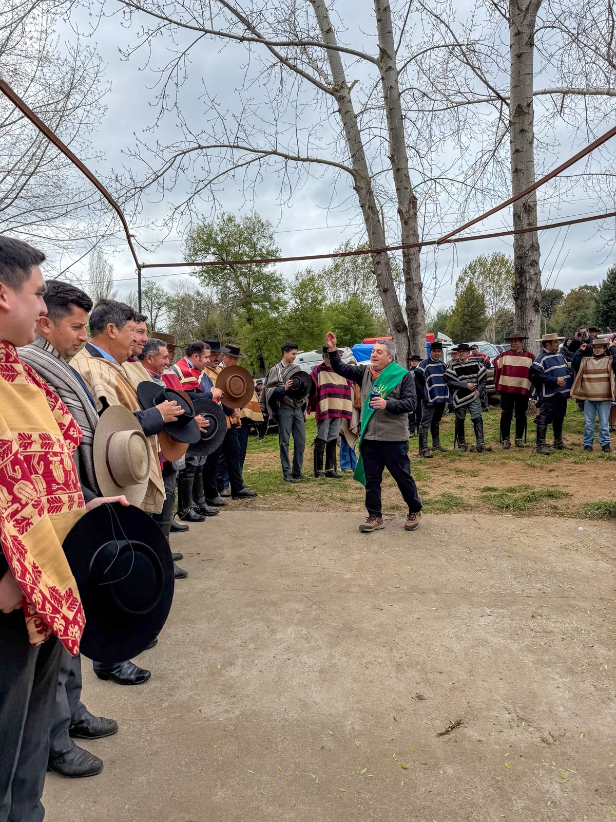 Fotografía 11 del álbum de Asociación Rio Ñuble dio el vamos a la temporada, en el Carmen en el  Rodeo del Club de huasos Navidad
